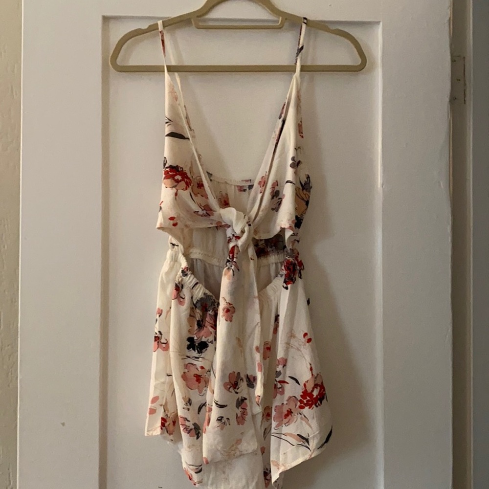 Floral front key hole tank top romper